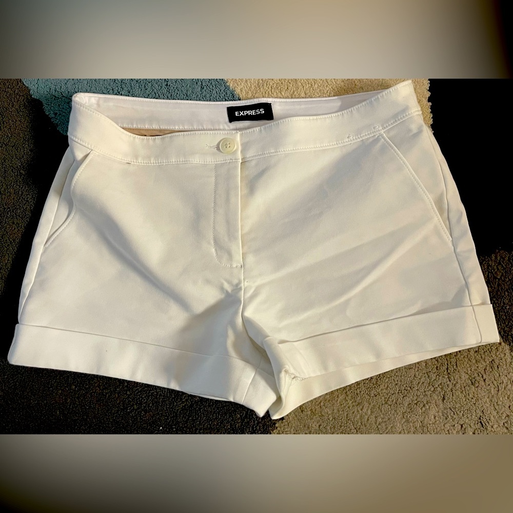 Express White Shortie Mid Rise Shorts